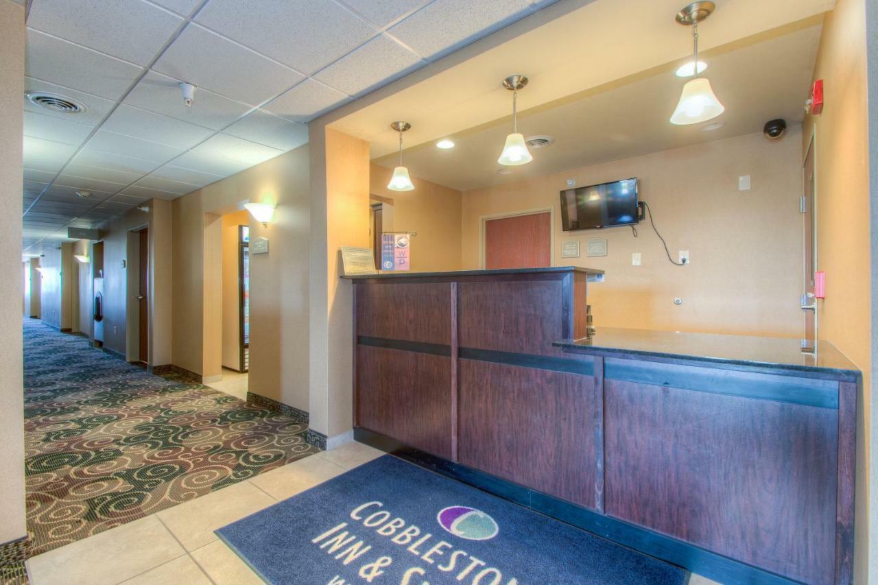 Cobblestone Inn & Suites - Wray Exterior photo