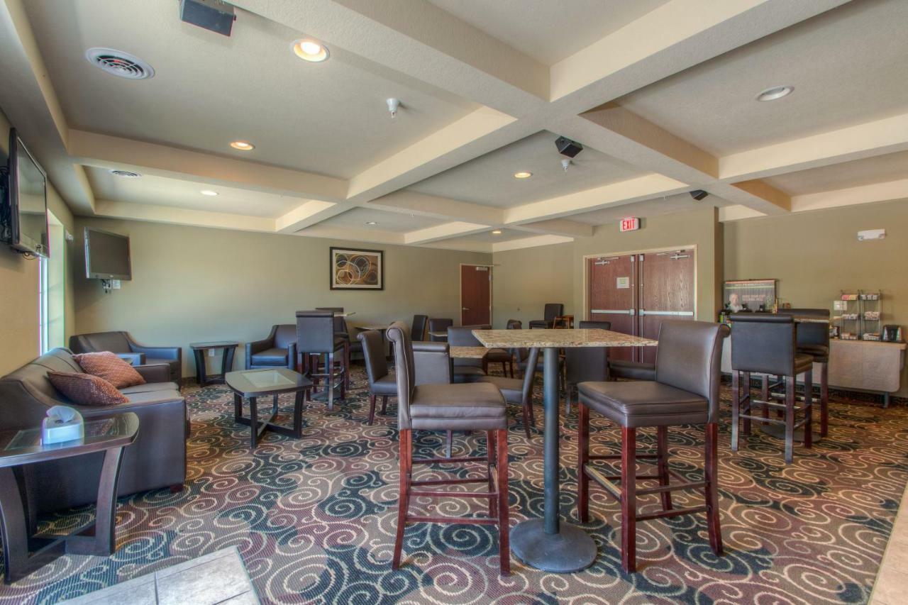 Cobblestone Inn & Suites - Wray Exterior photo