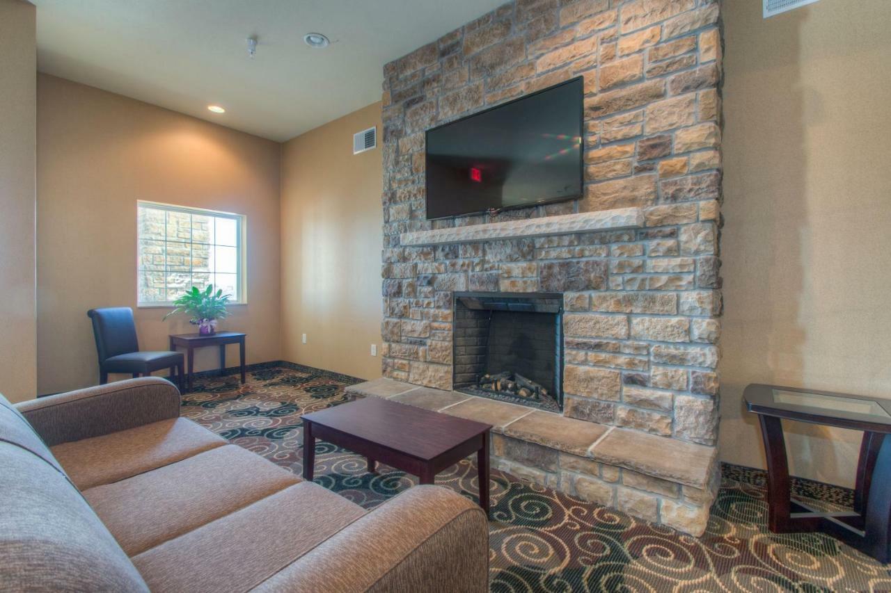 Cobblestone Inn & Suites - Wray Exterior photo